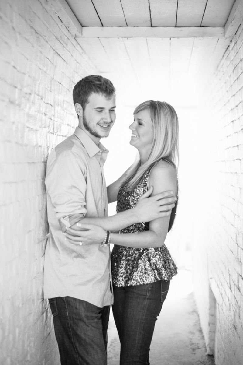 Williams_Andrews_Mary_Sarah_Photography_engagementphotos1_low